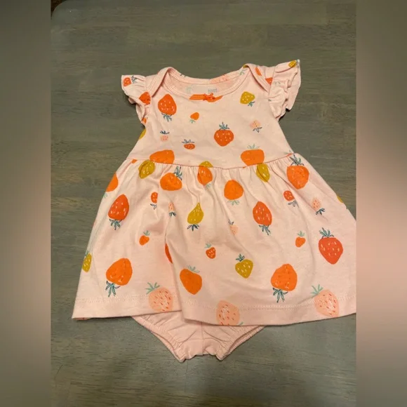 🤱🏼 Infant Girls Bundle | Size 0-3 months - Picture 9 of 15